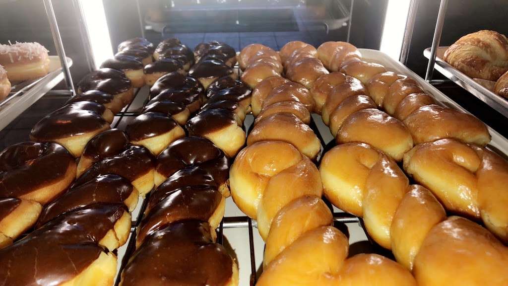 Norco Donut | 3699 Hamner Ave, Norco, CA 92860, USA | Phone: (951) 582-9136
