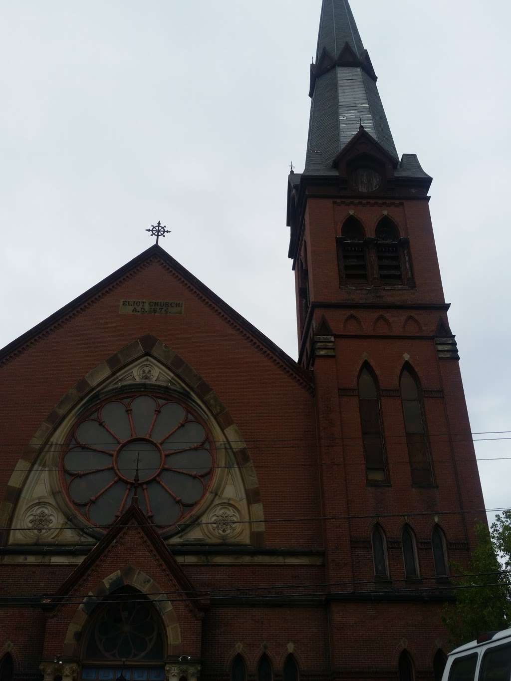 Eliot Church | 273 Summer St, Lowell, MA 01852 | Phone: (978) 452-3383