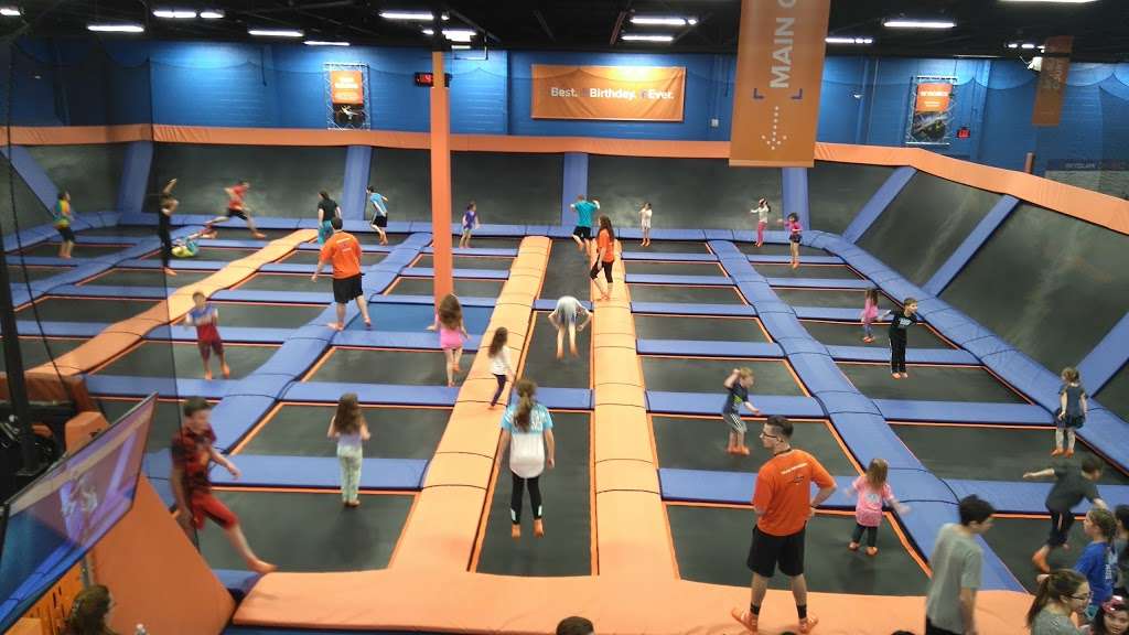 Sky Zone Trampoline Park | 61 International Drive South Unit ANCB, Budd Lake, NJ 07828, USA | Phone: (973) 527-7000