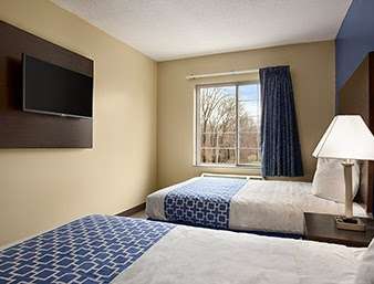 Days Inn & Suites by Wyndham Cherry Hill - Philadelphia | 525 East Kaighns Ave, Cherry Hill, NJ 08002, USA | Phone: (856) 254-3787