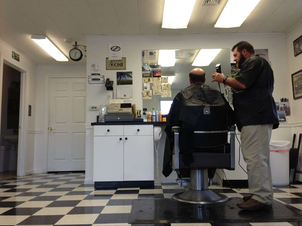 Gary & Joels Barber Shop | 3296 Marietta Ave, Lancaster, PA 17601, USA | Phone: (717) 285-1852