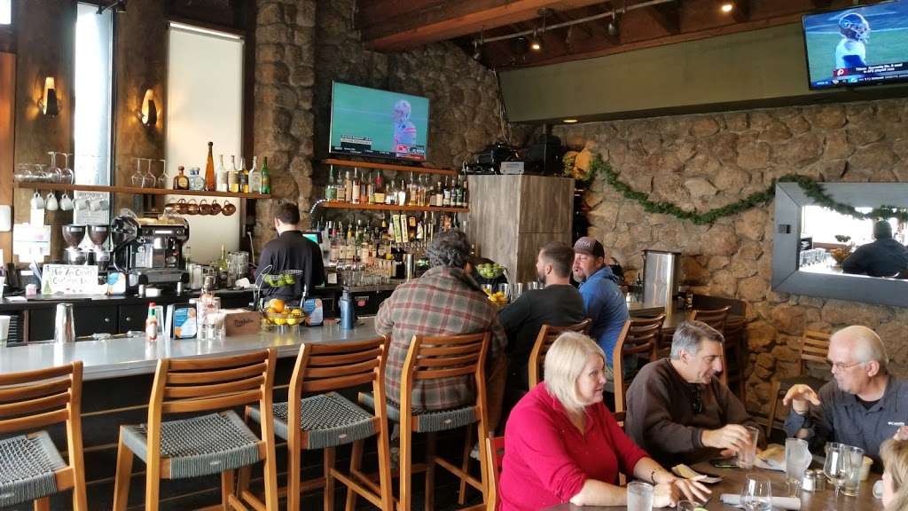 Bluewater Bistro | 21301 Heron Dr, Bodega Bay, CA 94923, USA | Phone: (707) 875-3513