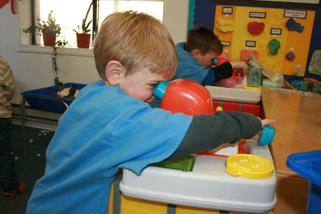 Playland Nursery School | 802 Ponus Ridge Rd, New Canaan, CT 06840, USA | Phone: (203) 966-2937