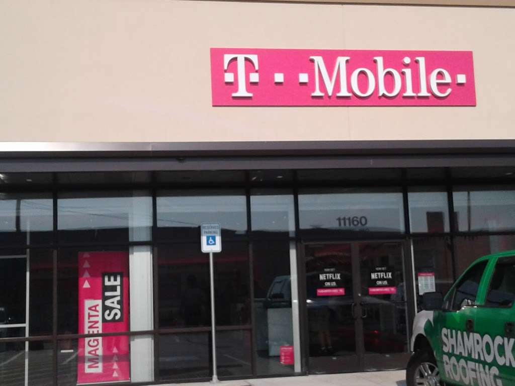 T-Mobile | 11160 Northwest Fwy Ste 100, Houston, TX 77092, USA | Phone: (713) 680-8053