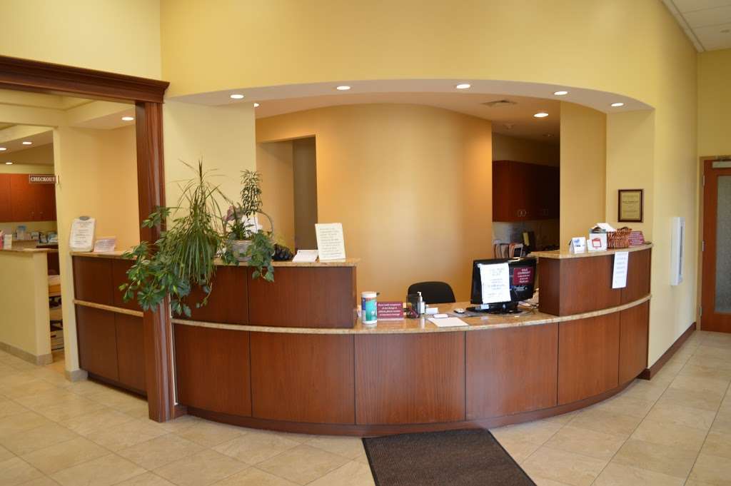 Highland Ophthalmology Associates | 140 Executive Dr, New Windsor, NY 12553