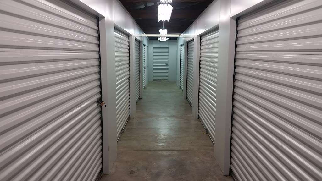 A1 Will County Self Storage | 2660 Cherry Hill Rd, Joliet, IL 60433 | Phone: (815) 726-8819