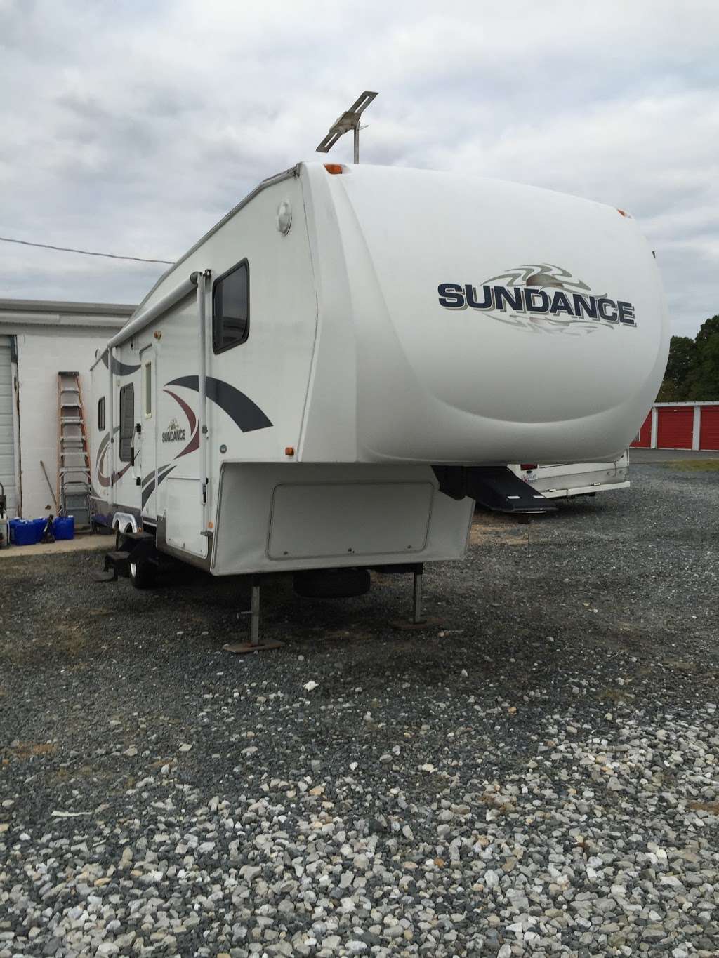 Mid Atlantic RV Services | 2702 Pulaski Hwy, Edgewood, MD 21040, USA | Phone: (410) 679-1155