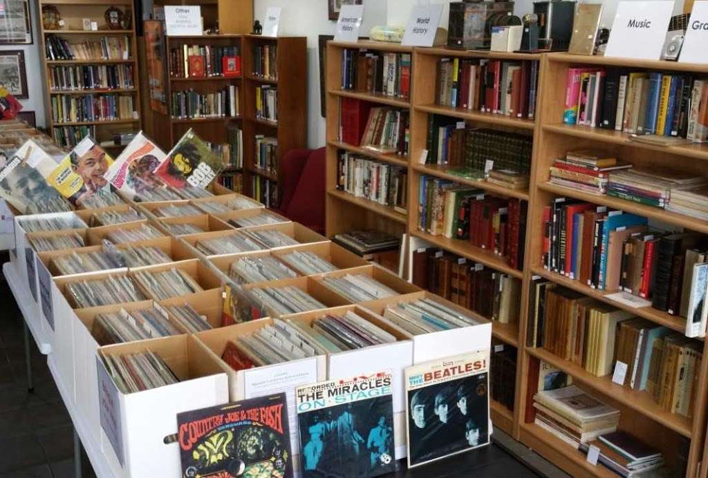 Academy Books and Records | 305 Fairfield Ave, Bridgeport, CT 06604, USA | Phone: (203) 520-8051