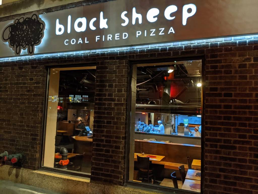 Black Sheep Coal Fired Pizza | 600 N Washington Ave, Minneapolis, MN 55401, USA | Phone: (612) 342-2625