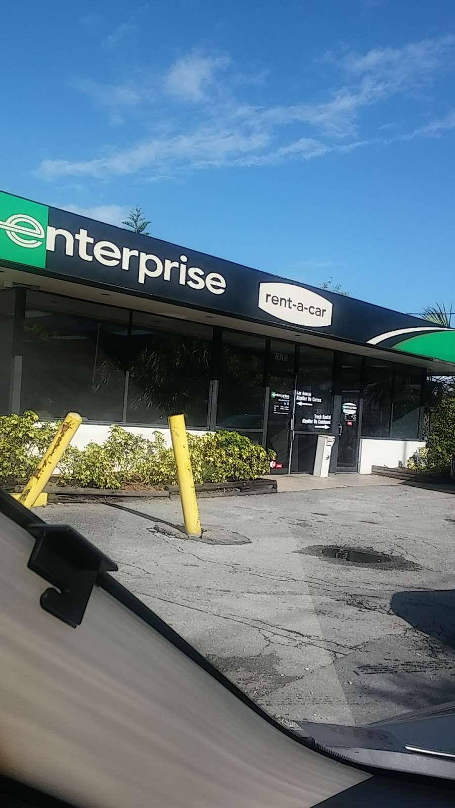 Enterprise Rent-A-Car | 10200 NW 77th Ave, Hialeah Gardens, FL 33016, USA | Phone: (305) 556-5581