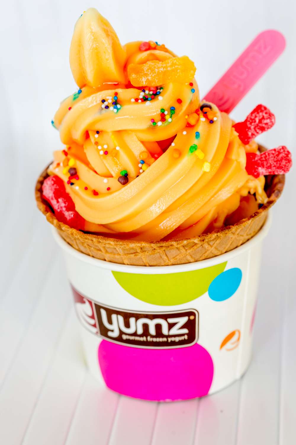 Yumz Gourmet Frozen Yogurt Crystal Lake | 5006 Northwest Hwy, Crystal Lake, IL 60014 | Phone: (815) 459-3073