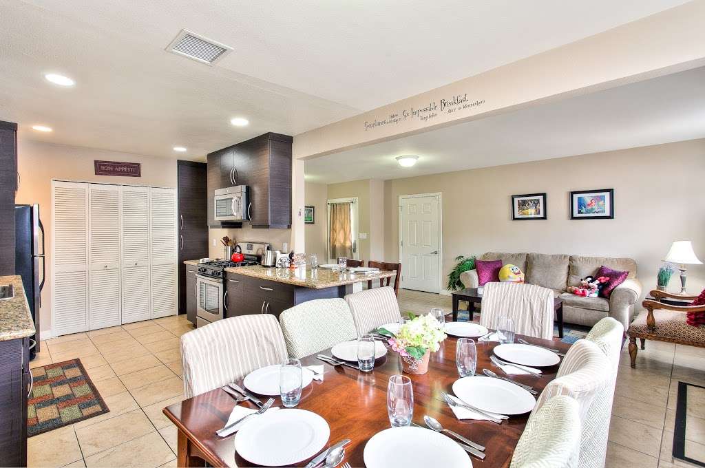 Vacation Homes Orange County | 1413 Holgate Dr, Anaheim, CA 92802, USA | Phone: (949) 233-6290