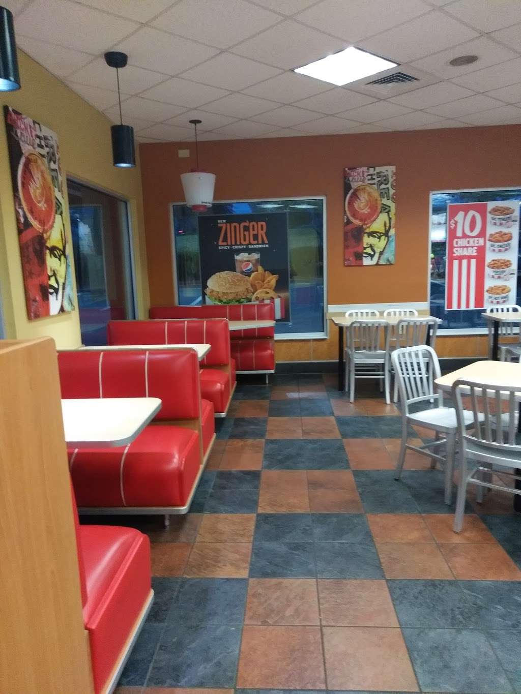 KFC | 9010 S Tryon St, Charlotte, NC 28273, USA | Phone: (704) 588-3117