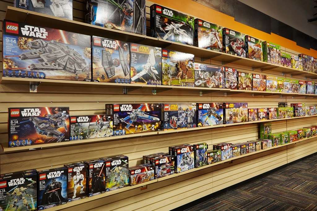 Bricks & Minifigs San Antonio | 21850 Bulverde Rd #102, San Antonio, TX 78259 | Phone: (210) 994-8100