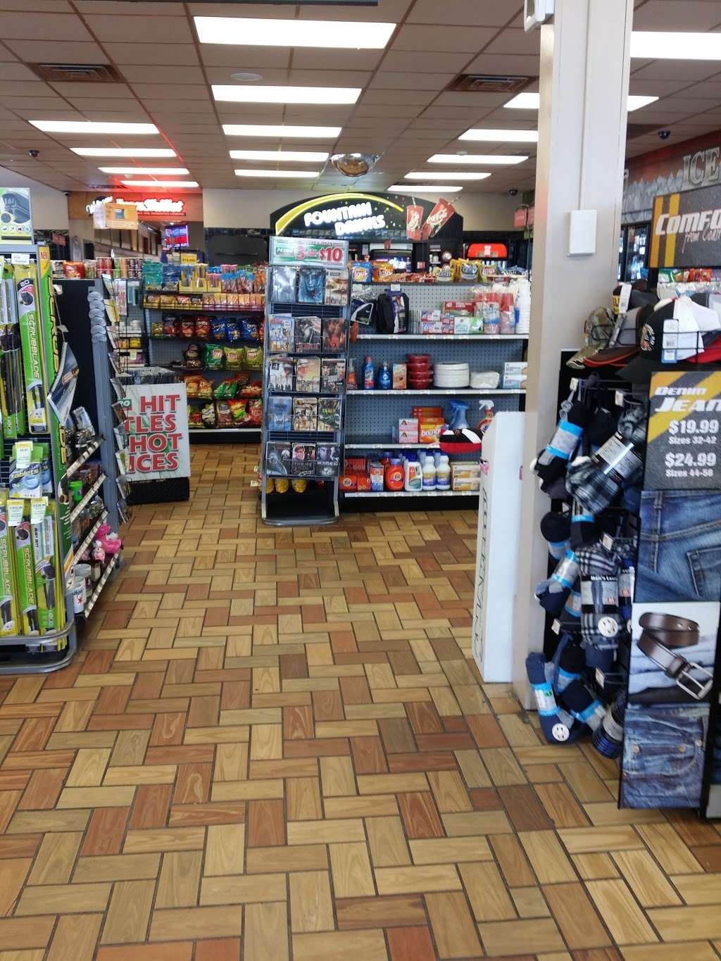 Petro Stopping Center | 5915 Monee Rd, Monee, IL 60449, USA | Phone: (708) 534-0400