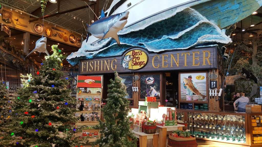 Bass Pro Shops | 1 Bass Pro Dr, Foxborough, MA 02035, USA | Phone: (508) 216-2000