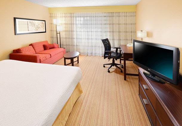 Courtyard by Marriott Dallas Richardson at Campbell | 2191 N Greenville Ave, Richardson, TX 75082, USA | Phone: (972) 994-9933
