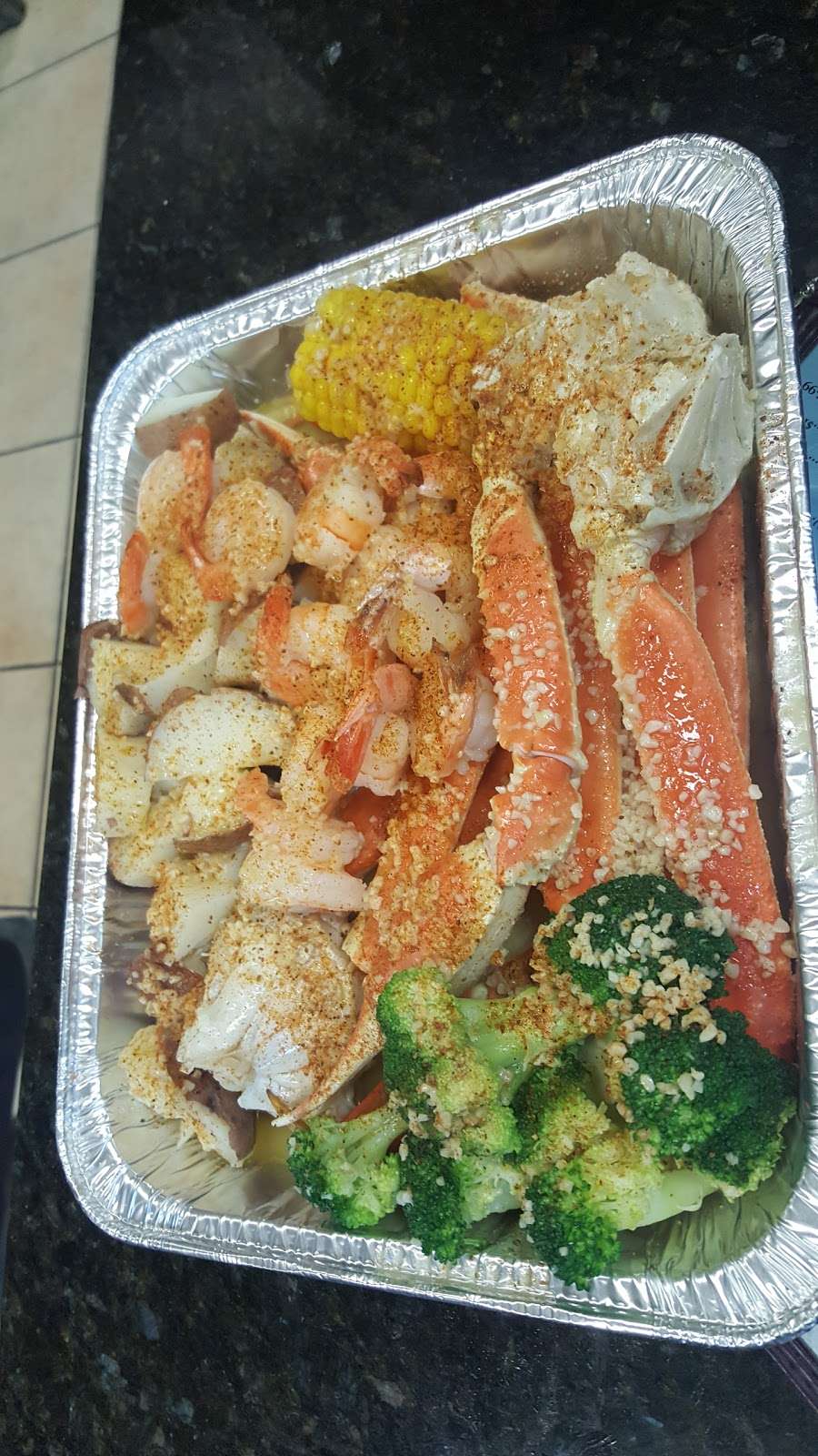 Nemos Seafood Restaurant | 230 Rhode Island Ave, East Orange, NJ 07018, USA | Phone: (973) 266-1000