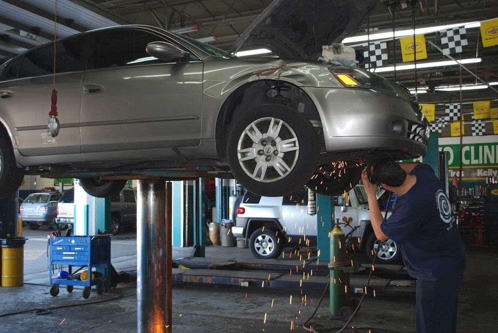 Villa Park Auto Clinic | 299 E St Charles Rd, Villa Park, IL 60181 | Phone: (630) 832-3160