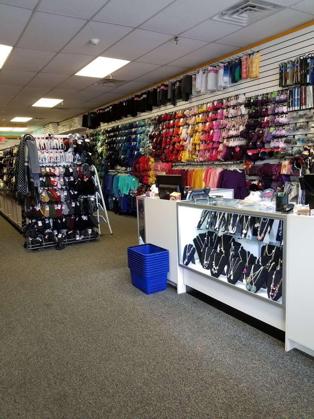 Hosiery Island | 126 Maple Ave, Spring Valley, NY 10977, USA | Phone: (845) 262-0700