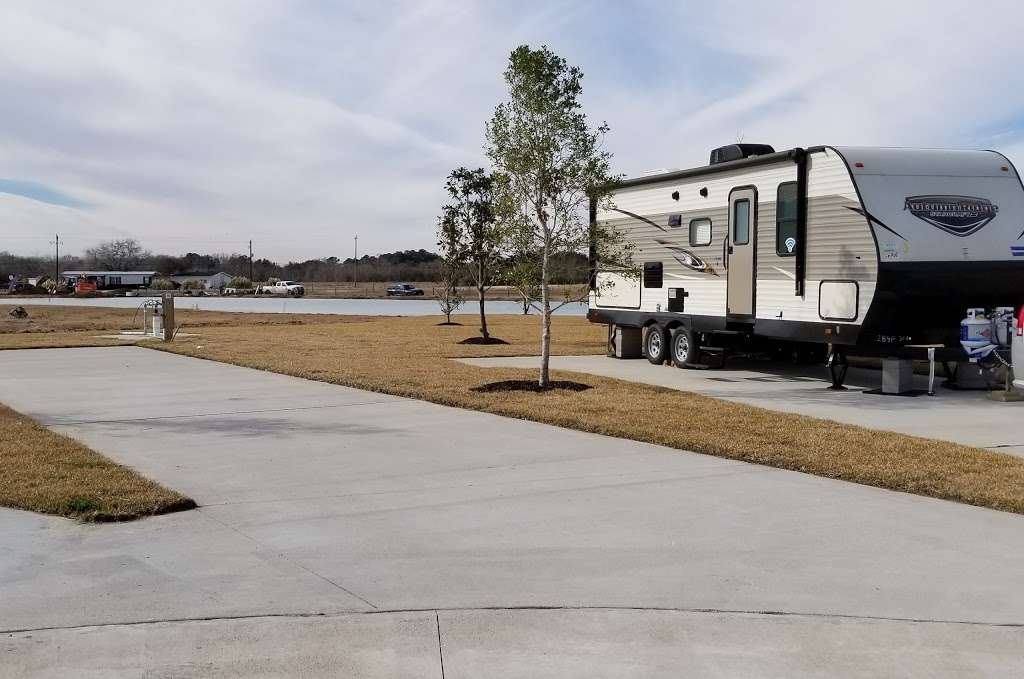 Pearland RV Park | 4215 Bedynek Rd, Manvel, TX 77578, USA | Phone: (281) 607-3587