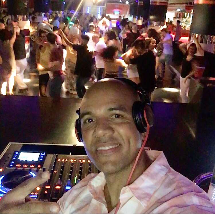 DJ Edwin Martinez (The Salsa Connexion) | N Washington Ave, Bergenfield, NJ 07621, USA | Phone: (917) 753-6723