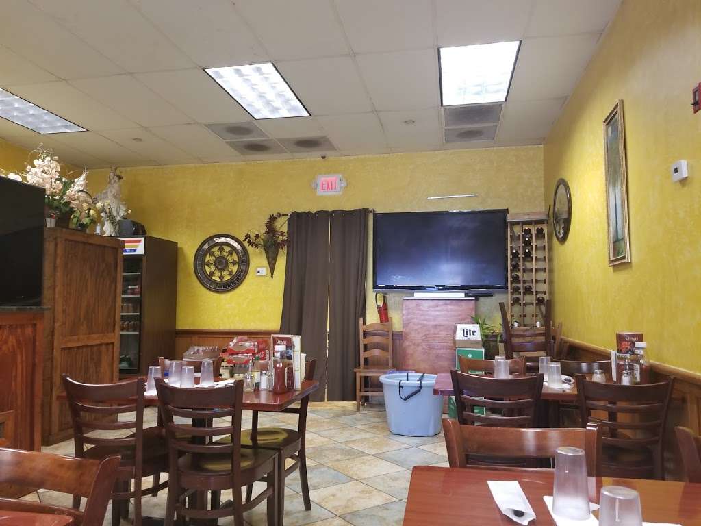 Las Mercedes Restaurant | 10505 NW 112th Ave, Miami, FL 33178, USA | Phone: (305) 888-8677