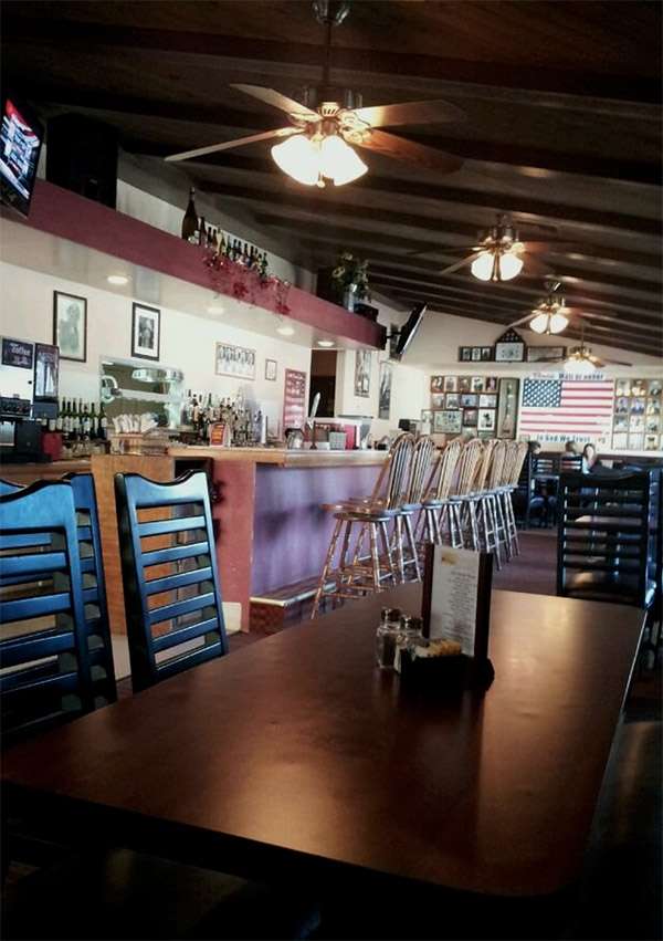 Blondies Grille and Bar | 33227 CA-18, Running Springs, CA 92382, USA | Phone: (909) 867-9000