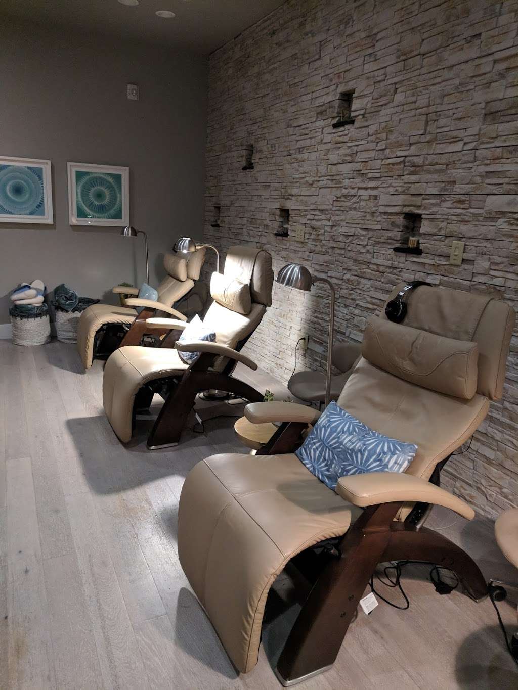 Hiatus Spa + Retreat | 5740 San Felipe St Suite 110, Houston, TX 77057, USA | Phone: (713) 470-0990