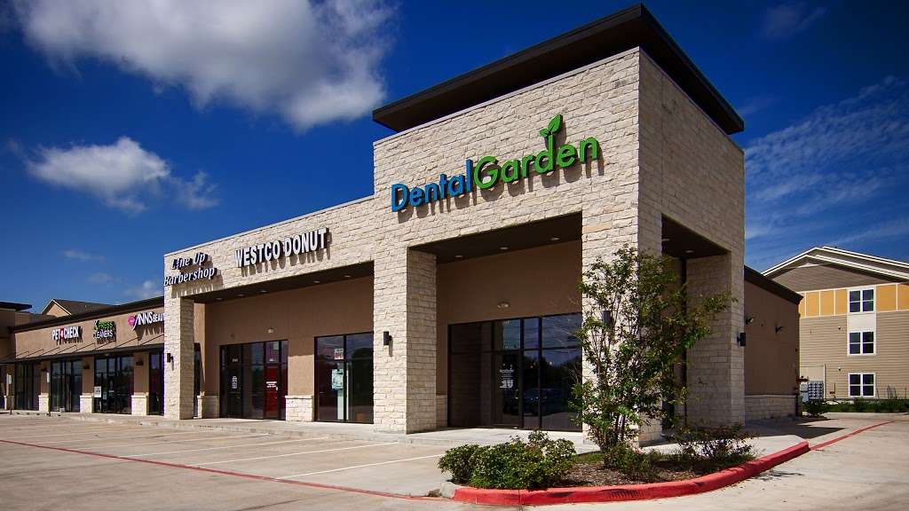 Dental Garden | 8710 Grand Mission Blvd A, Richmond, TX 77407, USA | Phone: (281) 853-9215