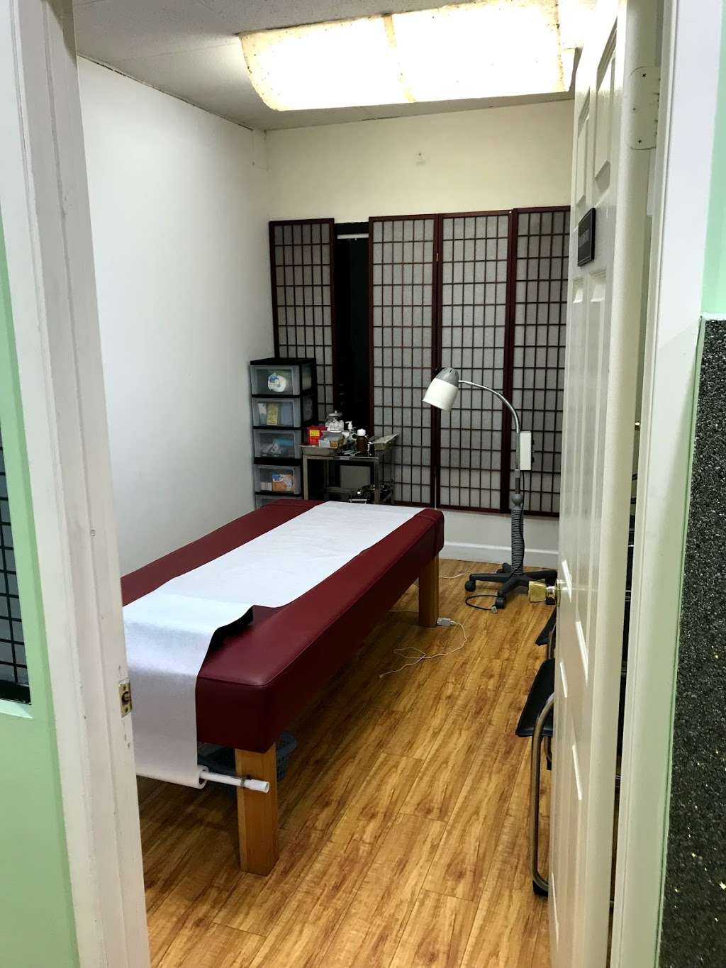 Sarah Kim Acupuncture | 936 S Crenshaw Blvd Unit 207, Los Angeles, CA 90019, USA | Phone: (323) 424-7259