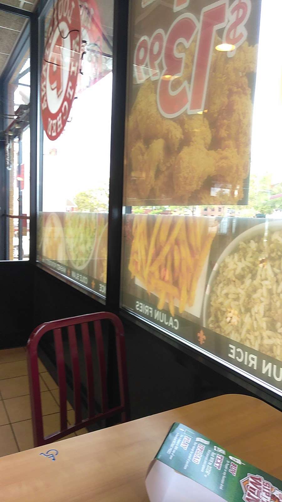 Popeyes Louisiana Kitchen | 2082 Rockaway Pkwy, Brooklyn, NY 11236, USA | Phone: (347) 702-8092