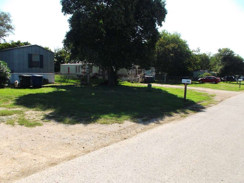 Heidelberg Mobile Home Park | 9607 Heidelberg St, San Antonio, TX 78233 | Phone: (210) 264-6475