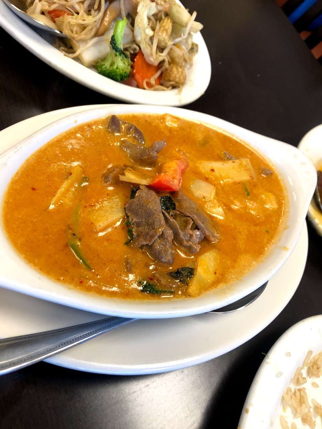 DeeDees Thai Restraunt | 1400 W Carson St, Torrance, CA 90501, USA | Phone: (424) 488-2422