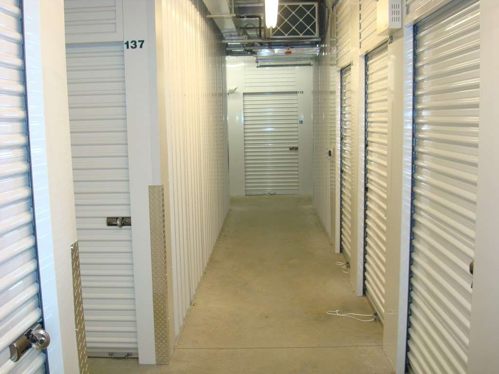 Providence Self Storage | 595 Hollow Rd, Phoenixville, PA 19460, USA | Phone: (610) 933-0401