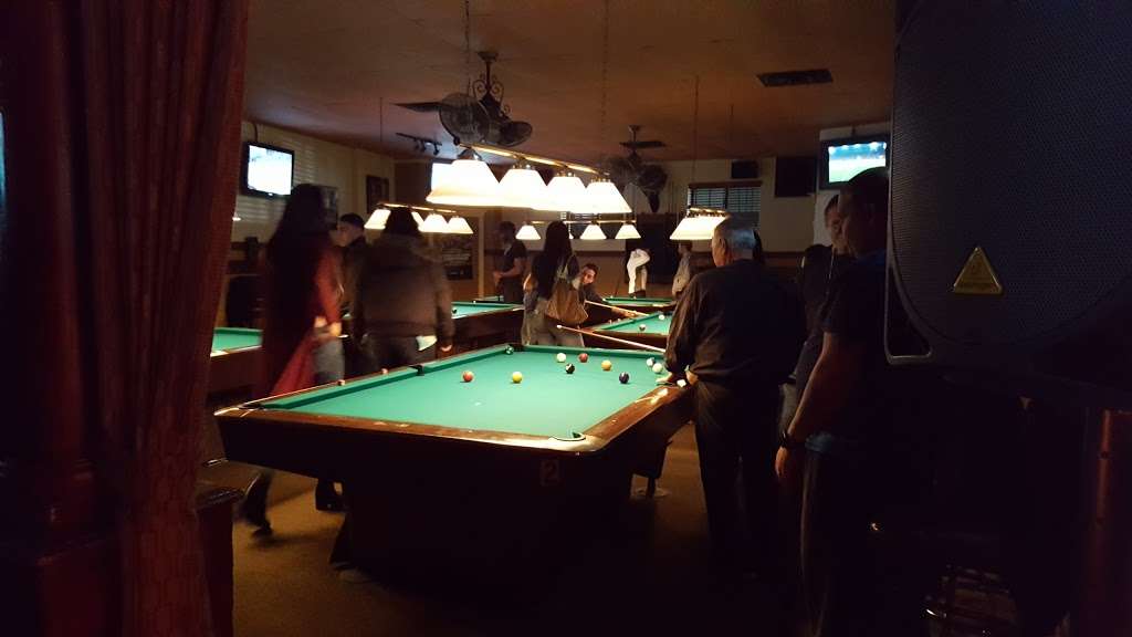 Unique Lounge & Billiards | 1757 Arthur Kill Rd # E, Staten Island, NY 10312, USA | Phone: (718) 948-0714