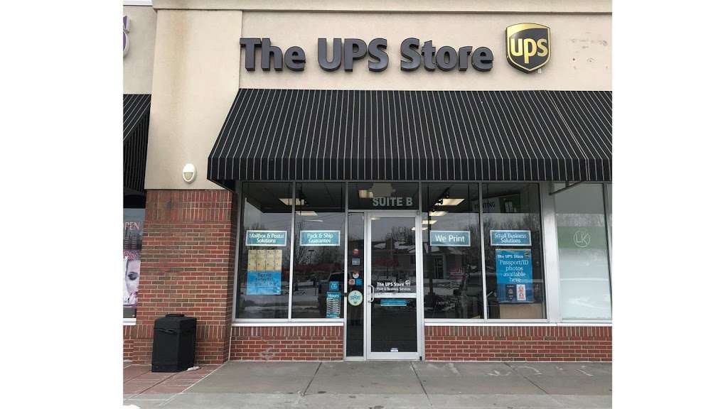 The UPS Store | 4000 W 6th St Ste B, Lawrence, KS 66049 | Phone: (785) 856-0707