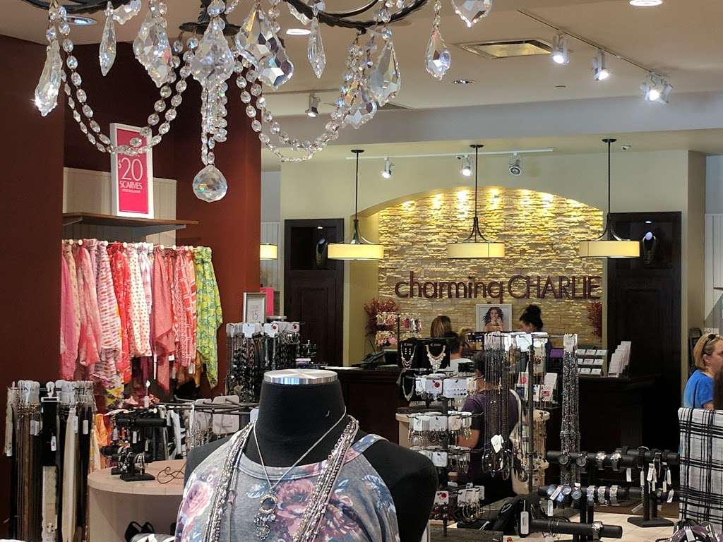 Charming Charlie | 13971 Town Center Blvd Suite 500, Noblesville, IN 46060, USA | Phone: (317) 773-6080