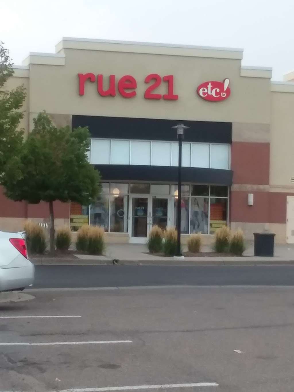 rue21 | 7757 E 36th Ave Space 650, Denver, CO 80238, USA | Phone: (720) 941-8895