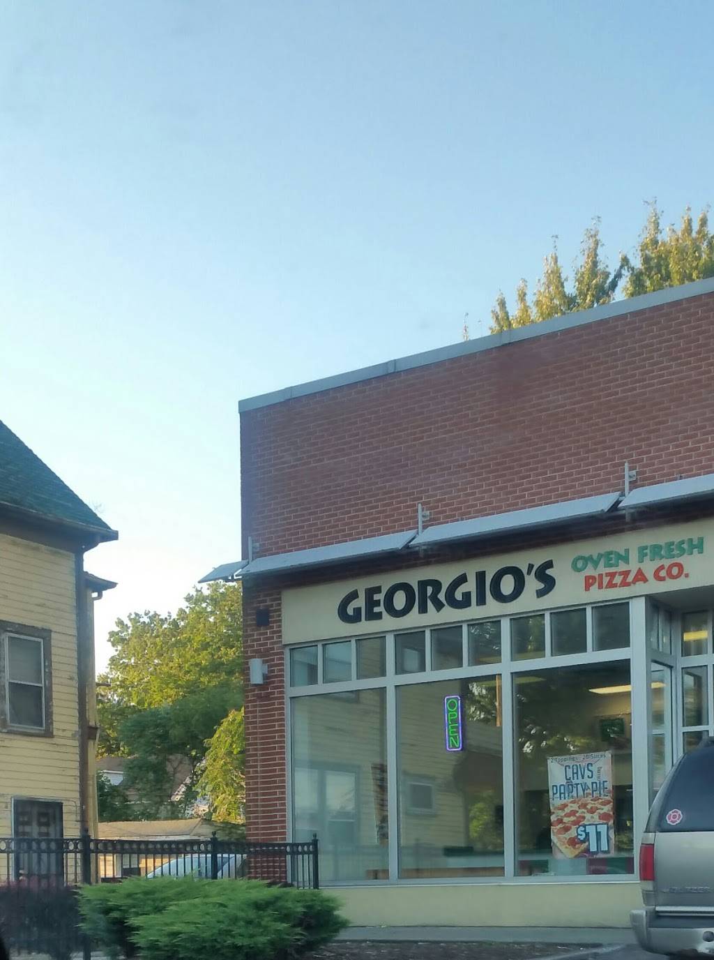 Georgios Oven Fresh Pizza Co | 7001 Harvard Ave, Cleveland, OH 44105, USA | Phone: (216) 341-2030
