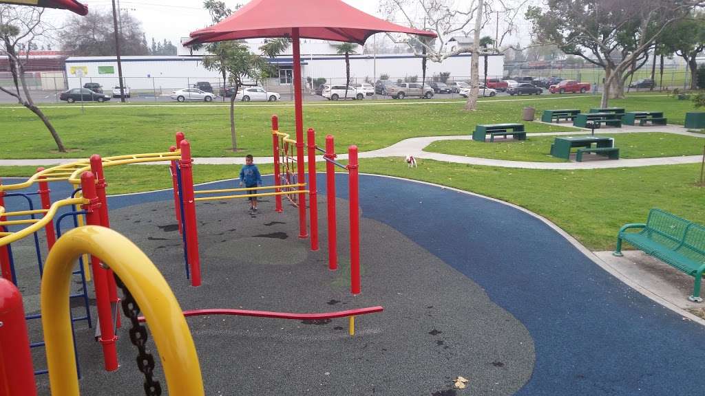 La Puente City Park | 501 Glendora Ave, La Puente, CA 91744, USA | Phone: (626) 855-1560