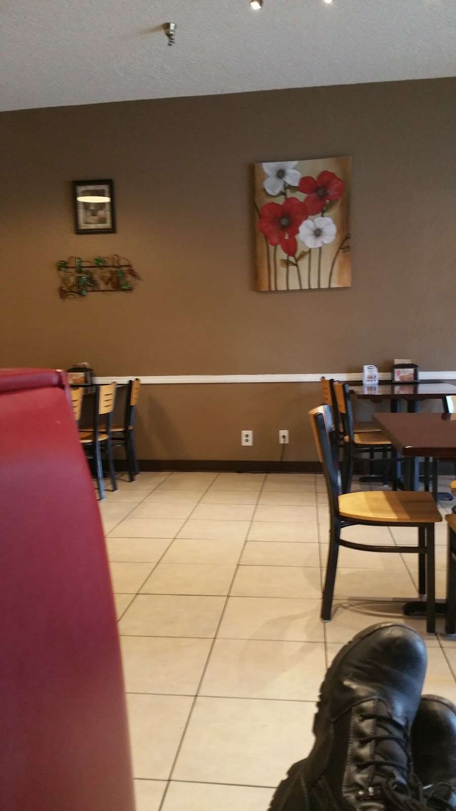 Angelinas Pizzeria | 5025 S Eastern Ave, Las Vegas, NV 89119, USA | Phone: (702) 597-9056