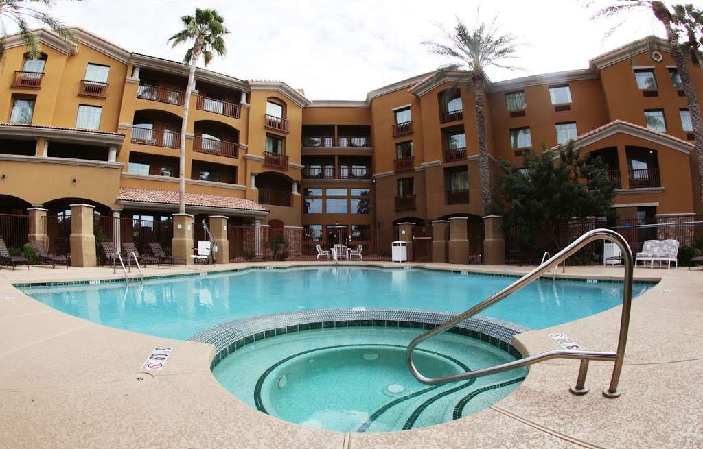 Holiday Inn Phoenix - Chandler | 1200 W Ocotillo Rd, Chandler, AZ 85248, USA | Phone: (480) 203-2121