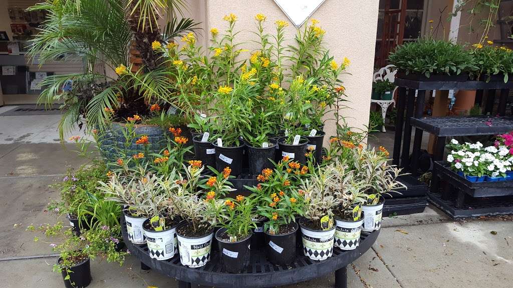 Grangettos Farm & Garden Supply | 189 S Rancho Santa Fe Rd, Encinitas, CA 92024, USA | Phone: (760) 944-5777