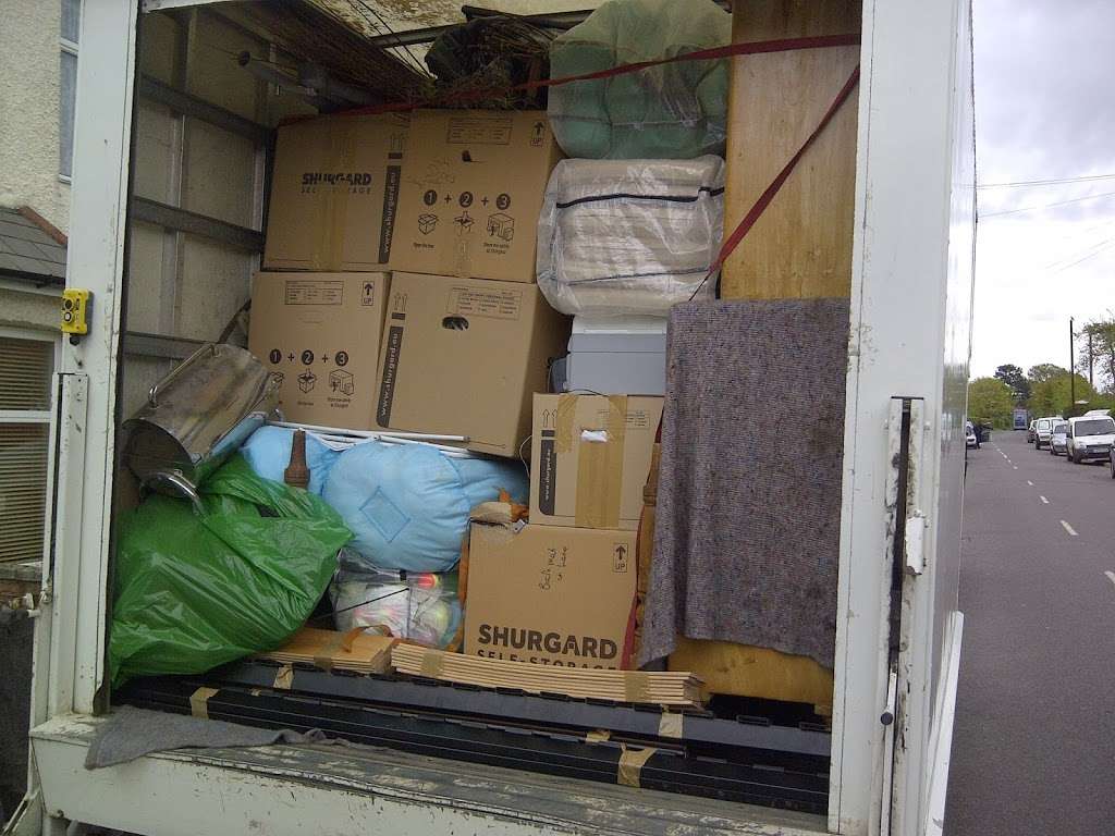 AK Couriers & Removals (Man & Van) | 60 Beresford Rd, Dorking RH4 2DG, UK | Phone: 07795 433699