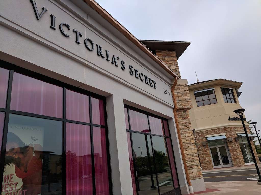 Victorias Secret & PINK | 5879 Sky Pond Dr, Loveland, CO 80538, USA | Phone: (970) 278-9470