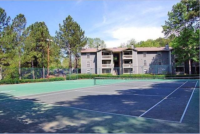 Shadow Lake Apartments | 3515 Pleasantdale Rd, Doraville, GA 30340, USA | Phone: (866) 592-6062