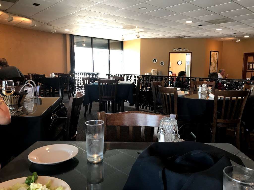 Amedeos Italian Restaurant | 22704 TX-494 Loop, Kingwood, TX 77339, USA | Phone: (281) 359-4451