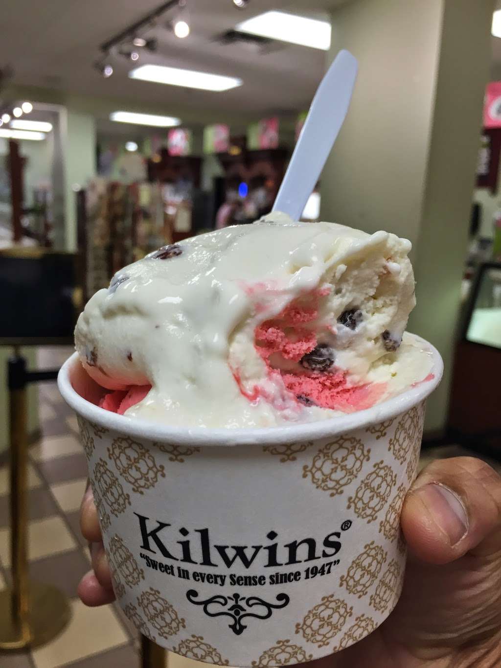 Kilwins Chocolates Lake Worth Beach , Florida | 10 S Ocean Blvd, Lake Worth, FL 33460, USA | Phone: (561) 249-1568