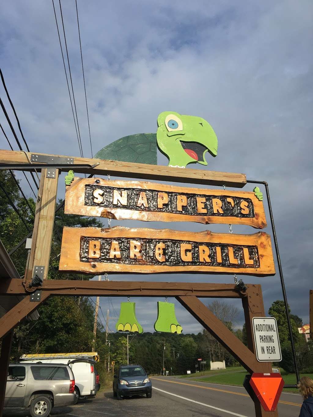 Snappers Bar and Grill | 1058 PA-307, Factoryville, PA 18419, USA | Phone: (570) 378-1000
